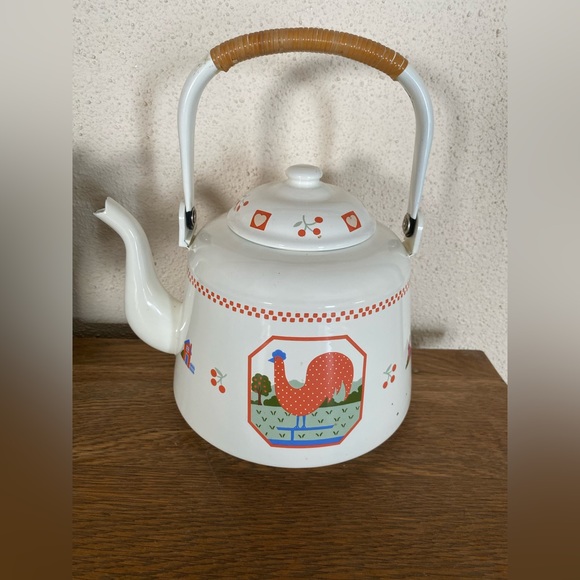 Vintage Raintree Ltd Heart & Home Collection Enamel Bamboo Tea Kettle Rooster - Picture 1 of 6